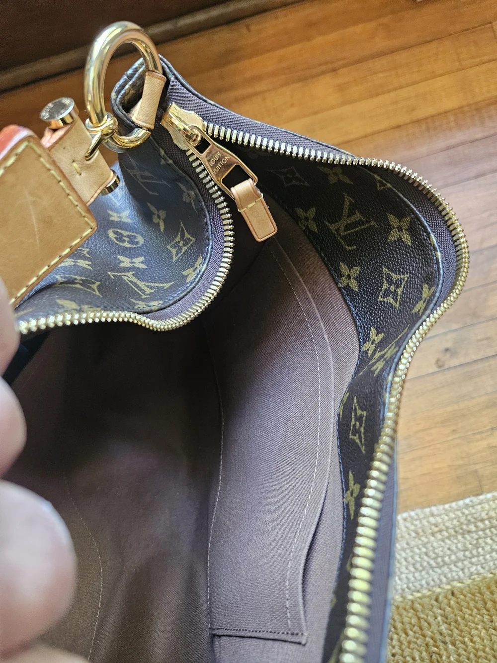 Louis Vuitton Monogram Sully